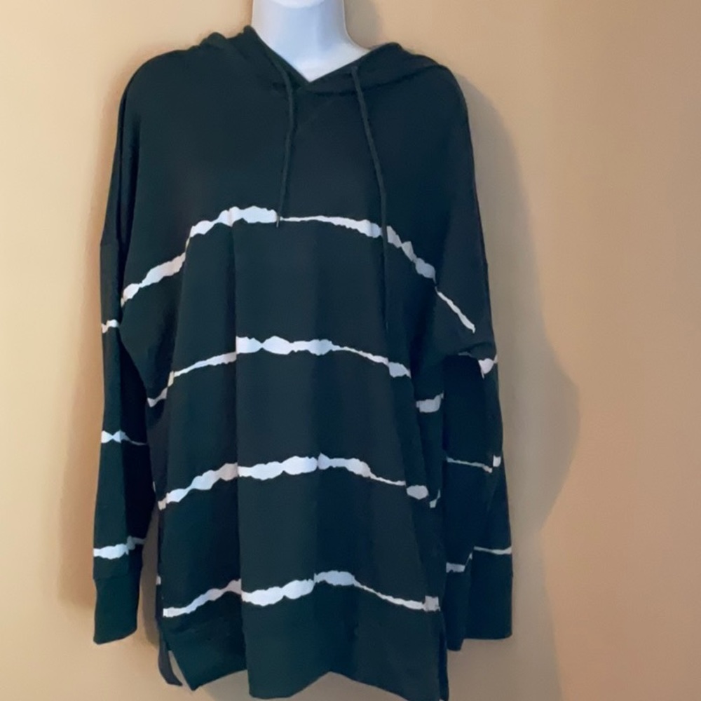 Size XL Dark Green and White Striped Hoodie